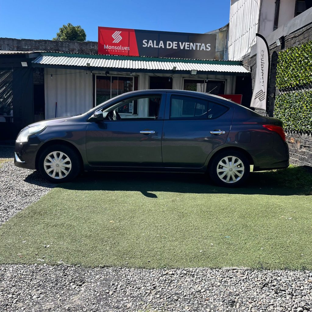 NISSAN VERSA SENCE 1.6 MT 2017